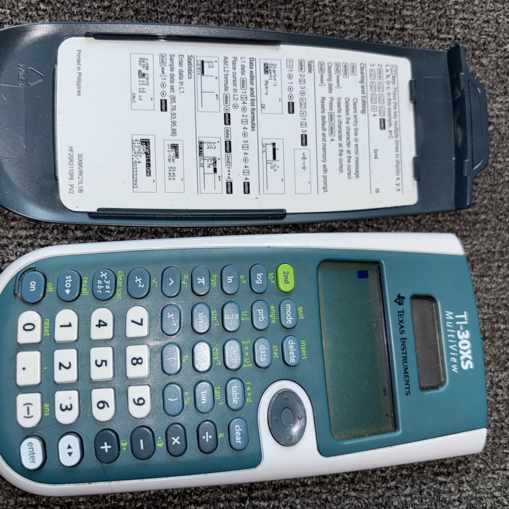 Texas Instruments Calculator - Picture 4 of 6